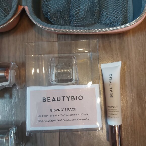 BeautyBio Glowpro Bundle + Case - Picture 3 of 9